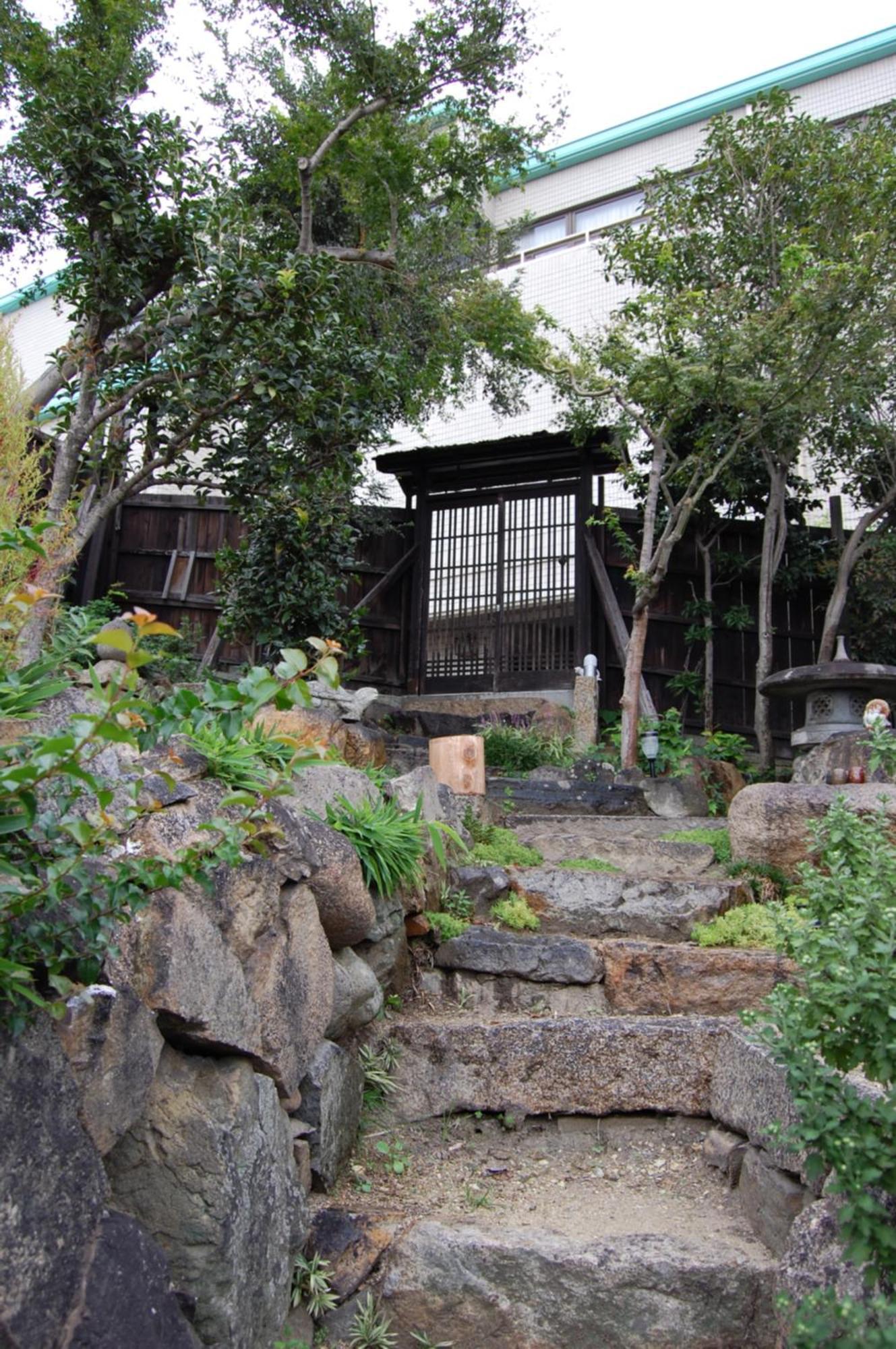 城跡石垣上の絶景古民家宿 鞆城茶屋庵 Tomo エクステリア 写真