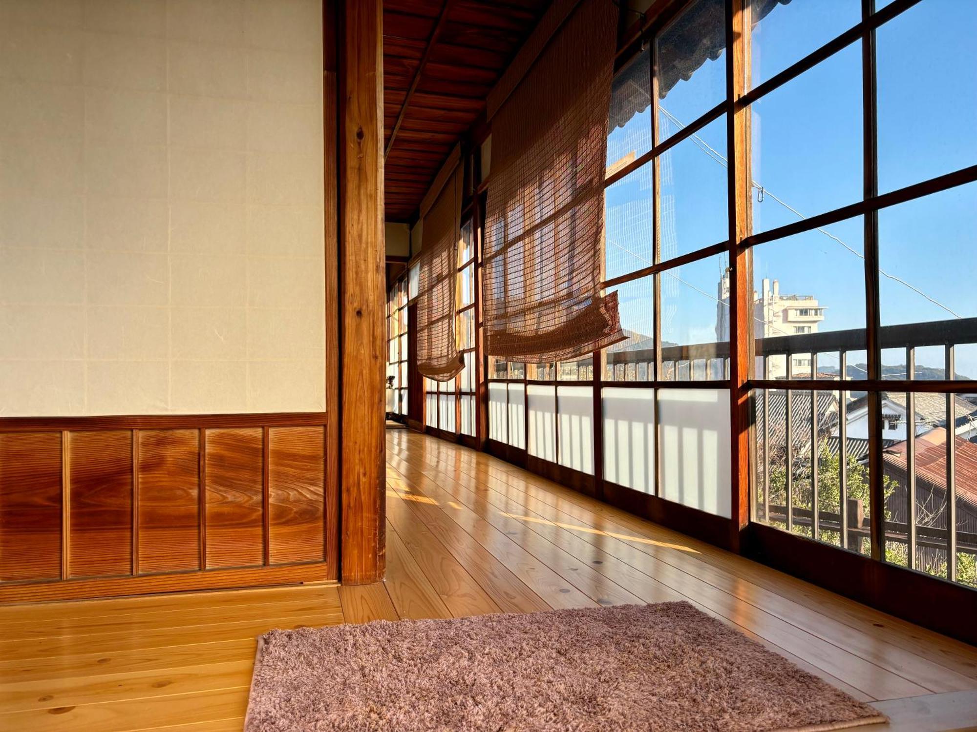 城跡石垣上の絶景古民家宿 鞆城茶屋庵 Tomo エクステリア 写真